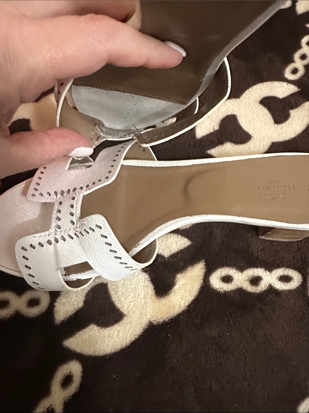 🌺🌺Hermes White Leather Cutout Mules - Picture 10 of 11